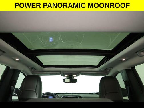Bright White Clearcoat 2019 Jeep Cherokee Limited