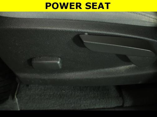 2021 GMC Canyon Elevation Standard