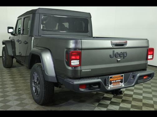 2026 Jeep Gladiator Sport S