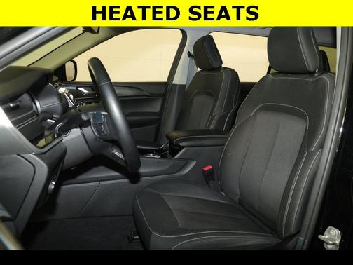 2022 Jeep Grand Cherokee L Laredo