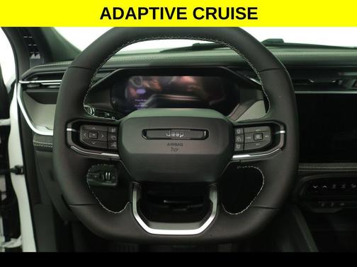 Bright White Clearcoat 2026 Jeep Cherokee Laredo 4x4