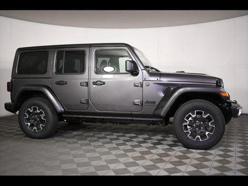 2025 Jeep Wrangler 4-Door Sahara 4x4