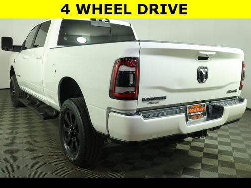 2023 RAM 2500 Laramie Crew Cab 4x4 6'4' Box