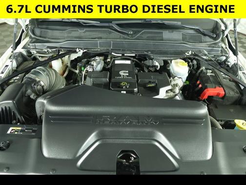 2023 RAM 2500 Laramie Crew Cab 4x4 6'4' Box