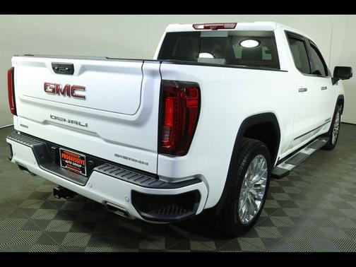 Summit White 2024 GMC Sierra 1500 Denali