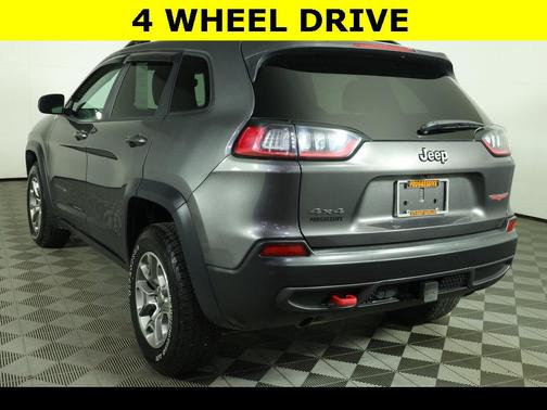 2022 Jeep Cherokee Trailhawk