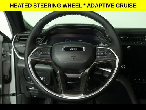 Silver Zynith 2026 Jeep Grand Cherokee Limited