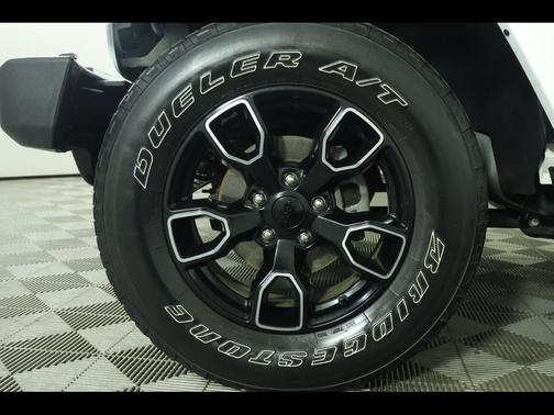 2018 Jeep Wrangler JK Unlimited Altitude