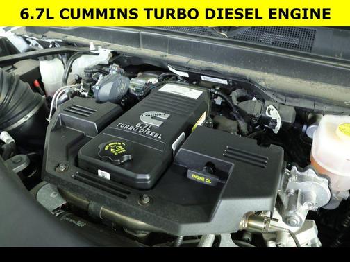 2024 RAM 2500 Tradesman Crew Cab 4x4 6'4' Box