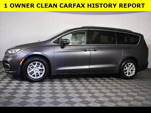 2021 Chrysler Pacifica Touring L