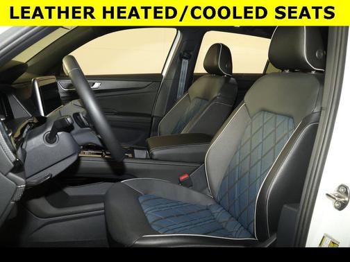 2024 Volkswagen Atlas Cross Sport 2.0T SEL Premium