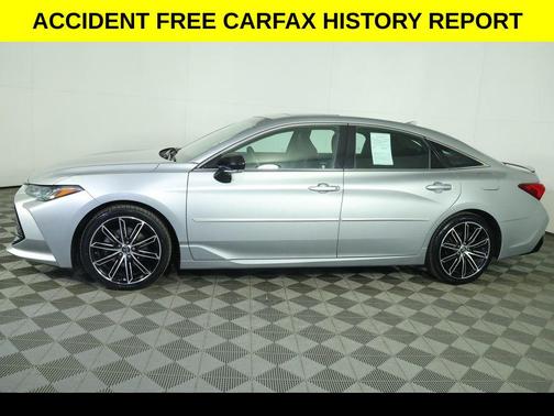 2019 Toyota Avalon Touring