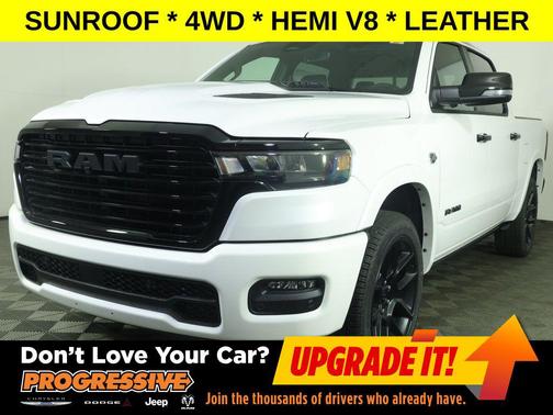 Ivory White Tri-Coat Pearlcoat 2026 RAM 1500 Laramie