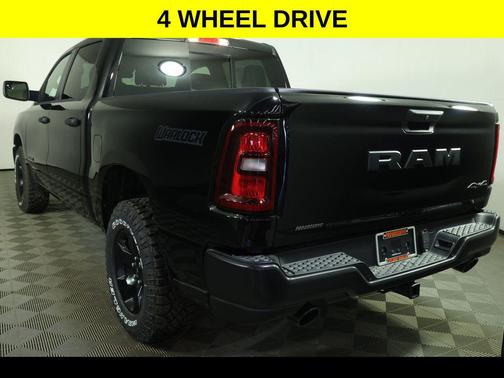 Diamond Black Crystal Pearlcoat 2026 RAM 1500 Warlock Crew Cab 4x4 5'7' Box