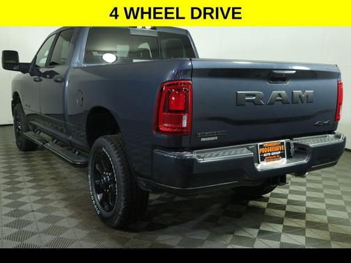 2026 RAM 2500 Big Horn Crew Cab 4x4 6'4' Box
