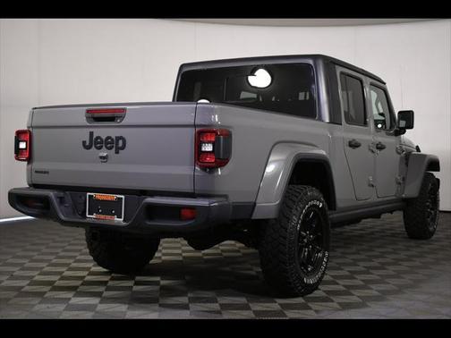 2021 Jeep Gladiator Willys 4x4