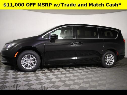 2025 Chrysler Voyager LX