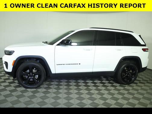 2022 Jeep Grand Cherokee Altitude