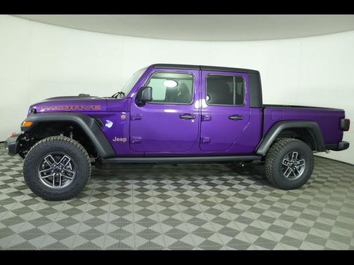 2026 Jeep Gladiator Mojave 4x4