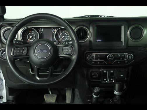 2022 Jeep Wrangler Willys