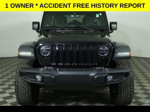 Black Clearcoat 2022 Jeep Wrangler Willys