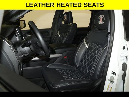 Bright White Clearcoat 2024 RAM 1500 Big Horn/Lone Star