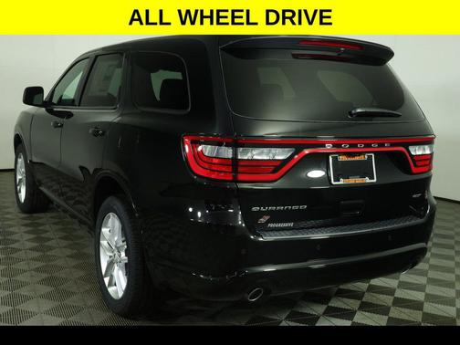 DB Black Clearcoat 2026 Dodge Durango GT