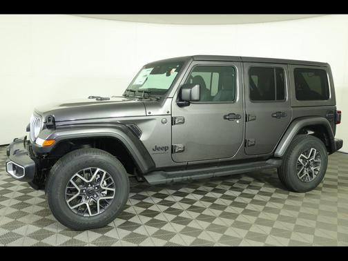2025 Jeep Wrangler 4-Door Sahara 4x4