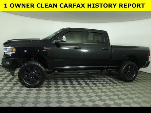 2022 RAM 2500 Big Horn Crew Cab 4x4 6'4' Box
