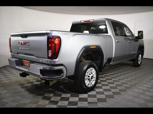 2025 GMC Sierra 2500 SLE