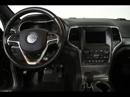 2020 Jeep Grand Cherokee Laredo