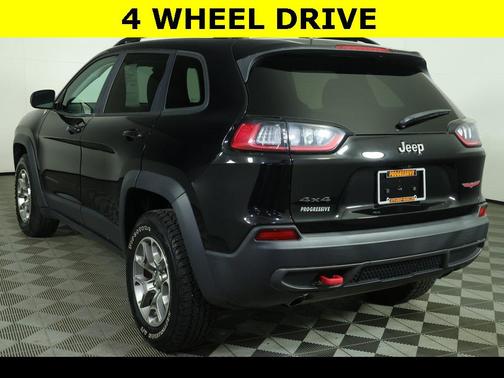 2022 Jeep Cherokee Trailhawk
