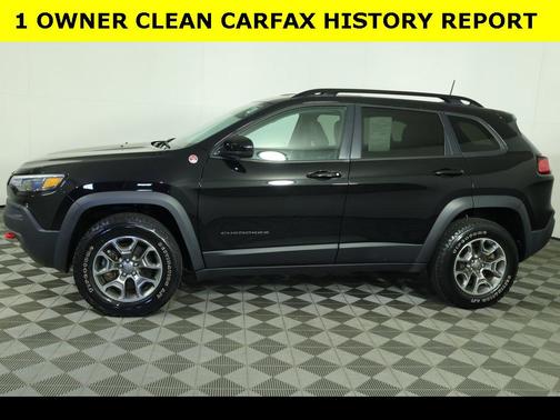 2022 Jeep Cherokee Trailhawk