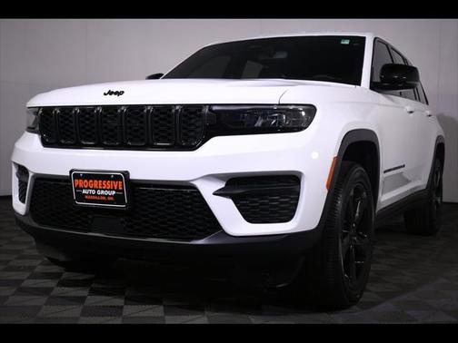 2023 Jeep Grand Cherokee Altitude