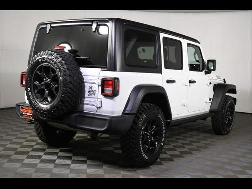 2022 Jeep Wrangler Willys