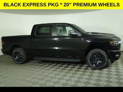 Diamond Black Crystal Pearlcoat 2026 RAM 1500 Express