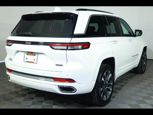 2023 Jeep Grand Cherokee Overland