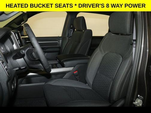 Granite Crystal Metallic Clearcoat 2026 RAM 1500 Big Horn/Lone Star