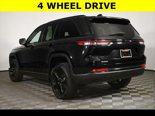 2023 Jeep Grand Cherokee Altitude