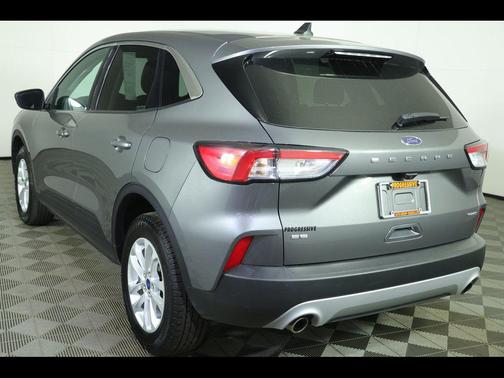Carbonized Gray Metallic 2022 Ford Escape SE