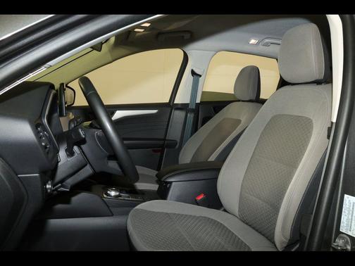 Carbonized Gray Metallic 2022 Ford Escape SE