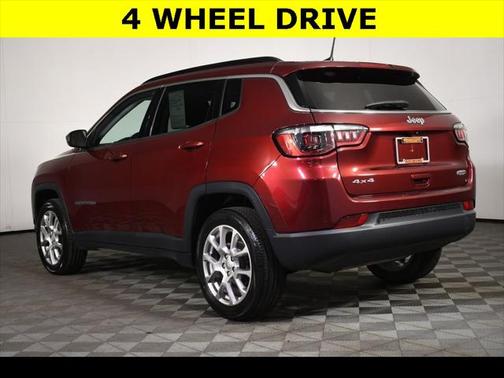 2022 Jeep Compass Latitude Lux