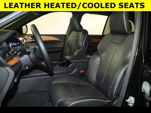 2022 Jeep Grand Cherokee Summit