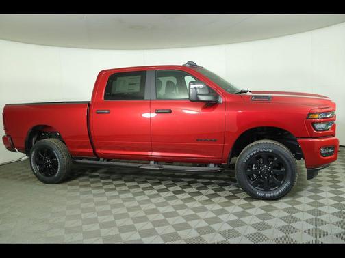 2026 RAM 2500 Big Horn Crew Cab 4x4 6'4' Box