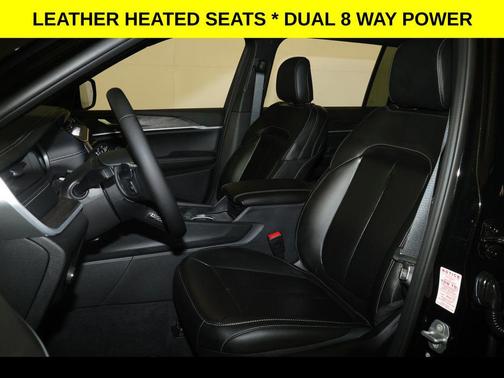 Diamond Black Crystal Pearlcoat 2026 Jeep Grand Cherokee L Limited