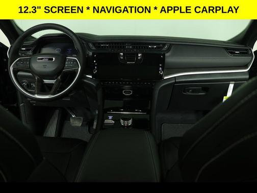 Diamond Black Crystal Pearlcoat 2026 Jeep Grand Cherokee L Limited