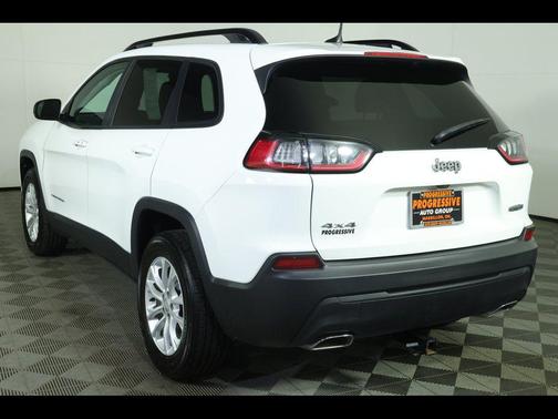 Bright White Clearcoat 2022 Jeep Cherokee Latitude Lux