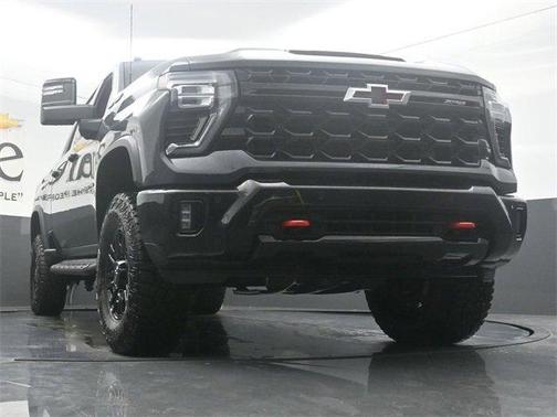 2025 Chevrolet Silverado 2500 ZR2