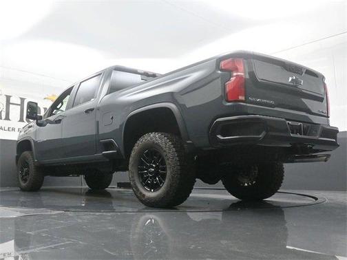2025 Chevrolet Silverado 2500 ZR2
