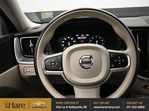 2018 Volvo XC60 T5 Momentum